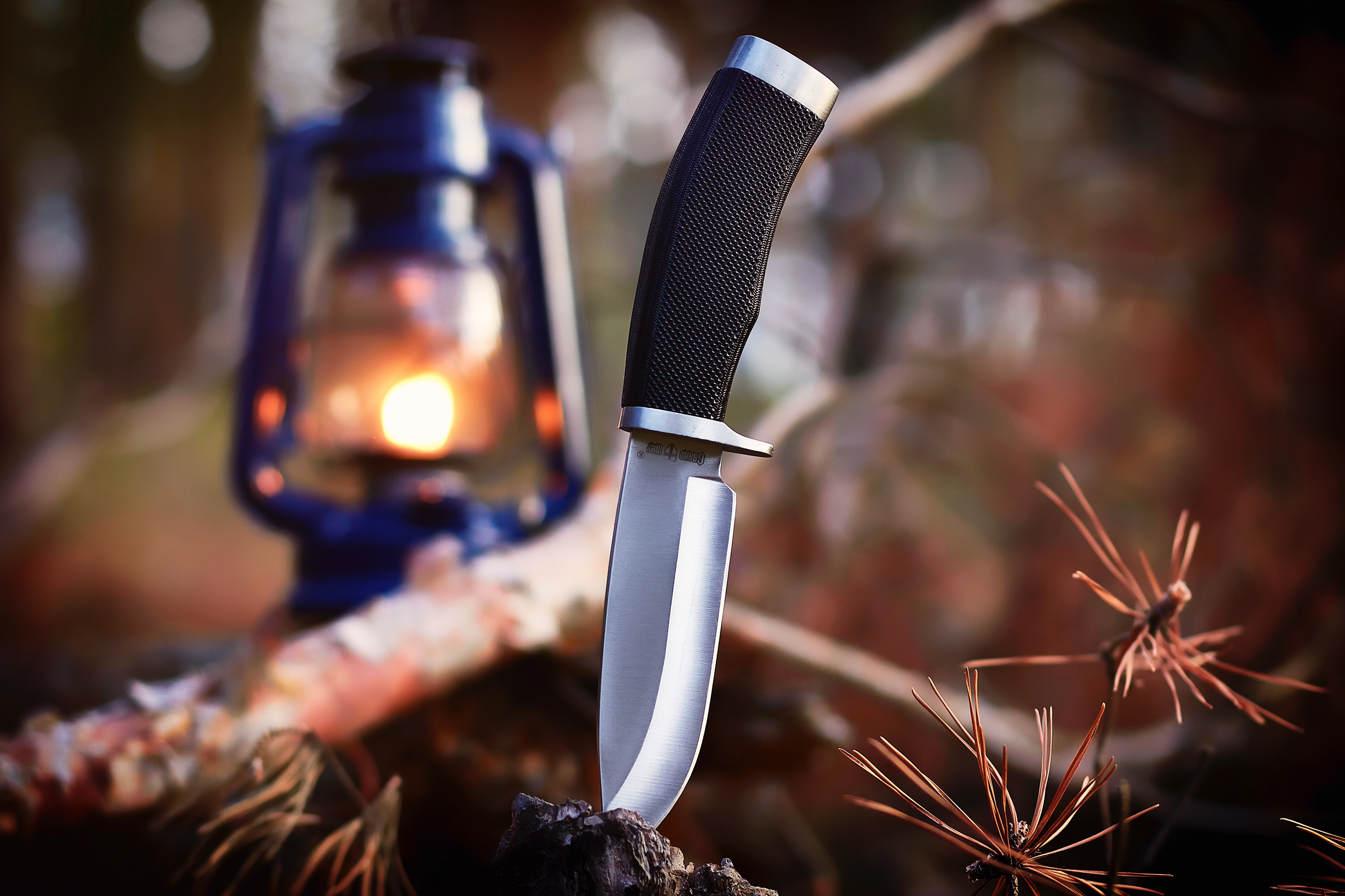 What Makes a Good Survival Knife: How to Choose the Right One